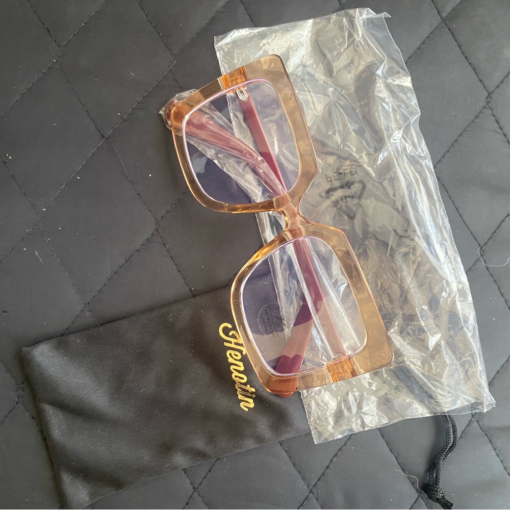 ♦️New Square frame glasses 🤓